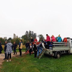 Puhka Kihnus guided van tour of Kihnu Island