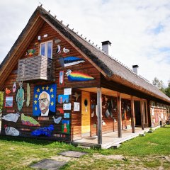Metsamaa pärimustalu Kihnu saarel